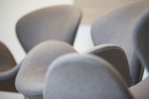 Andrea Schult Stühle Detail